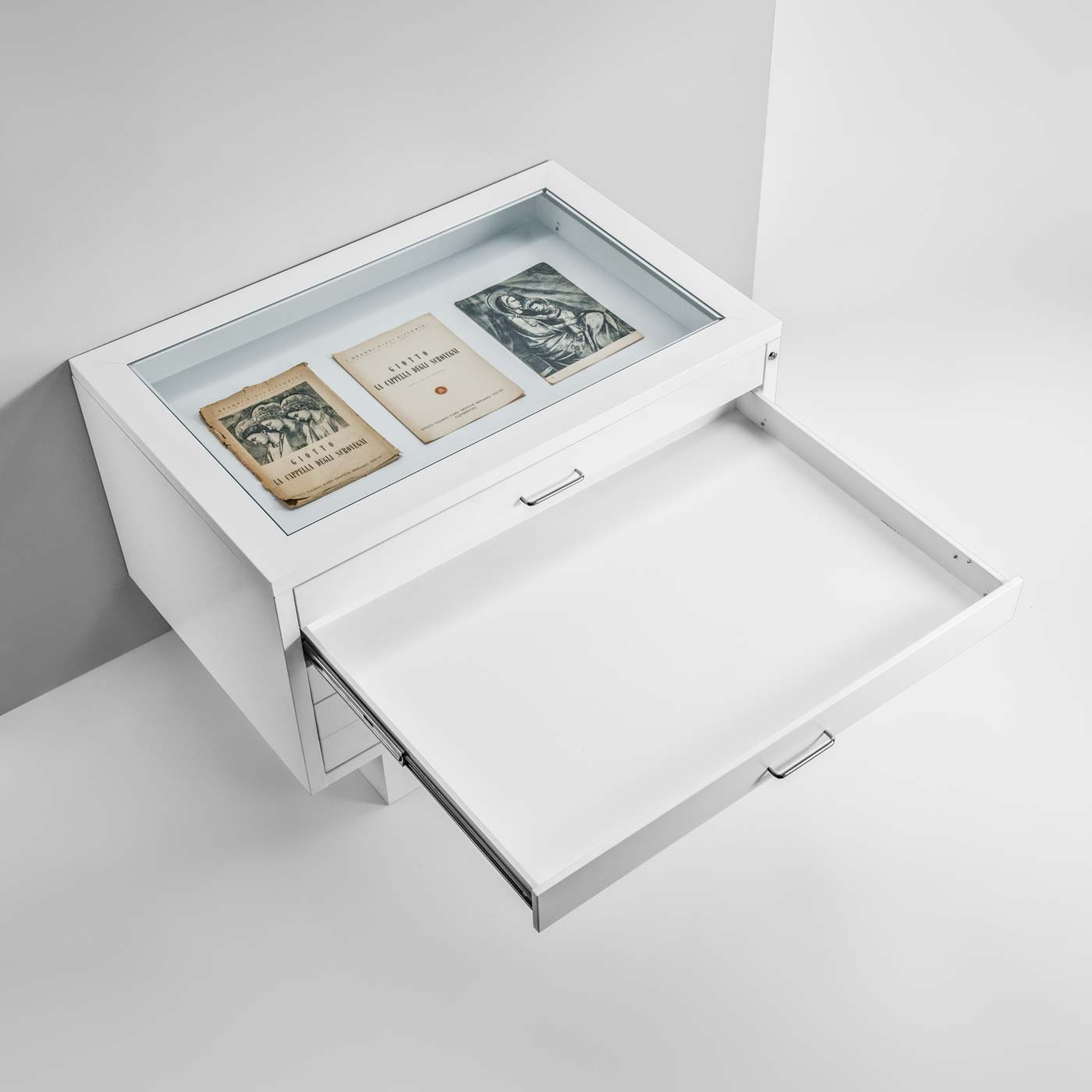 Cassettiere Metalliche e Mobili Espositori per Musei e Gallerie - Emmesystem
